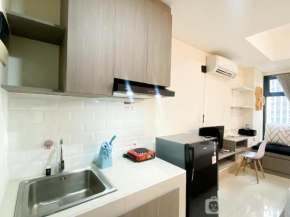 Cozy Studio Room at Pollux Chadstone Apartment By Travelio